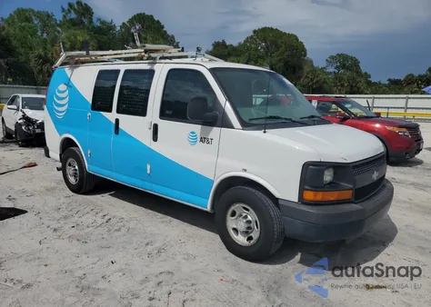 2016 Chevrolet Express G2500 z USA, uszkodzony, nr VIN 1GCWGAFF5G1239250